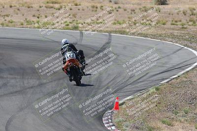 media/Apr-20-2025-AHRMA (Sun) [[393a79c373]]/Race/Group 2/Turn 4b/